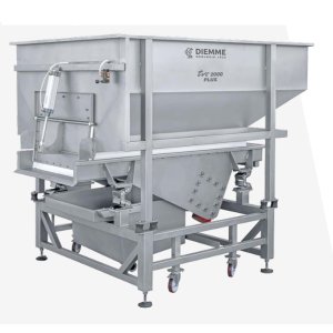 Stół wibracyjny wraz ze zbiornikiem zasypowym